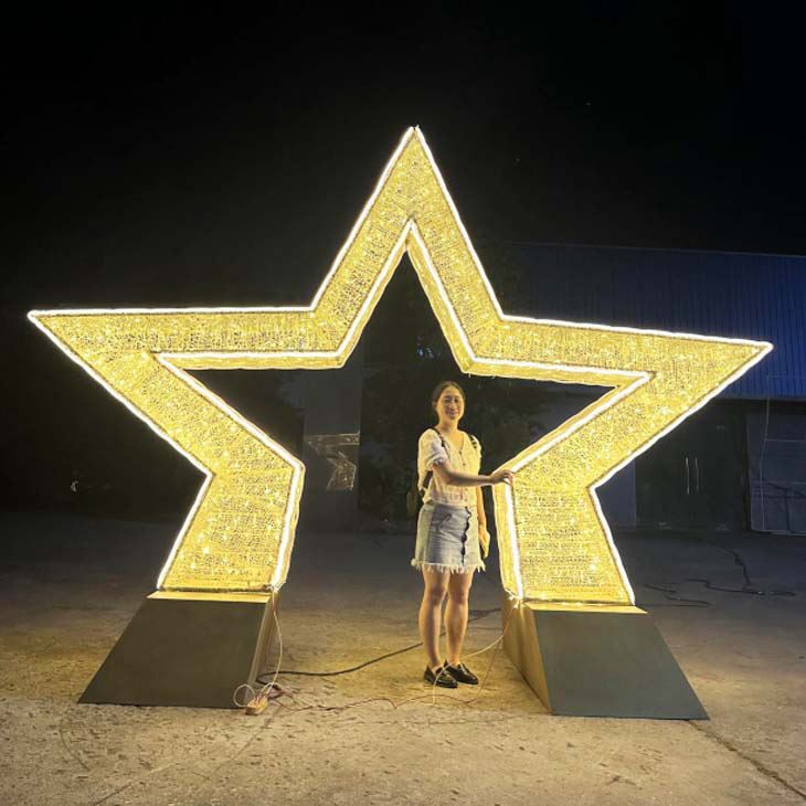 extra large christmas decorations